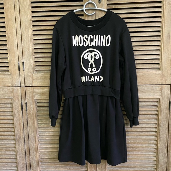 🖤Moschino Sweater Dress 🖤 - Picture 1 of 6
